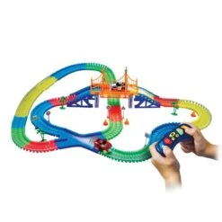 Magic Tracks - Radiocontrol Gigakit 10 Magic Tracks - Radiocontrol Gigakit -Toys R Us Ventas medias 265